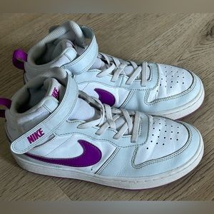 Nike Court Borough Mid 2 (Big Kid) Pure Platinum/Vivid Purple/White 2.5Y